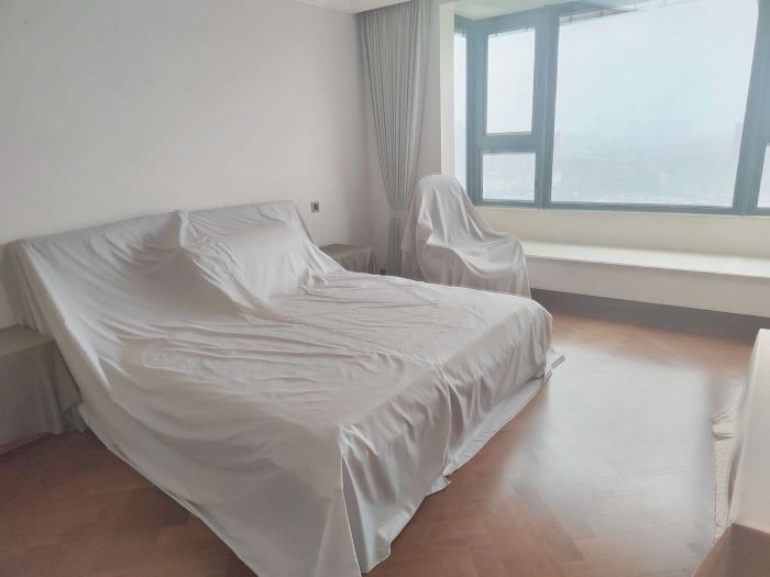 圆融广场公馆 3室2厅2卫 183m&sup2;
