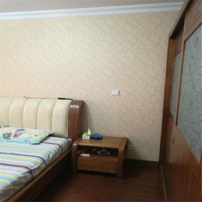 文峰花苑 4室2厅2卫 175m&sup2;