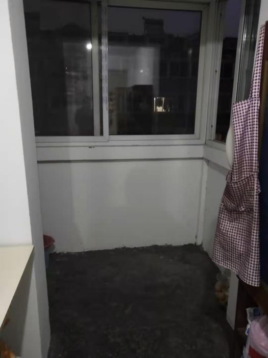 星辰花园 2室1厅1卫 103m&sup2;