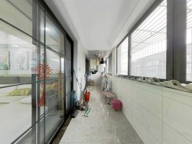 天山花苑 3室2厅1卫 141m&sup2;
