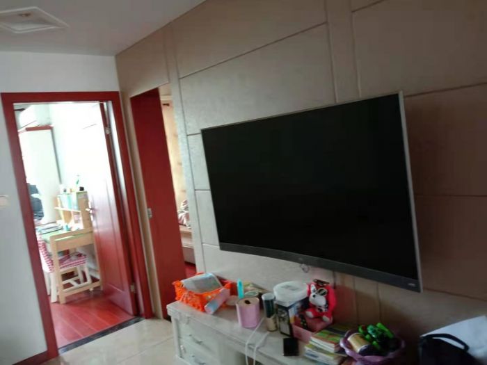 新港花苑 4室2厅2卫 99.99m&sup2;