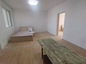 江海佳苑 4室2厅1卫 120m²