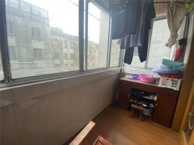 北濠桥东村 2室1厅1卫 75m&sup2;