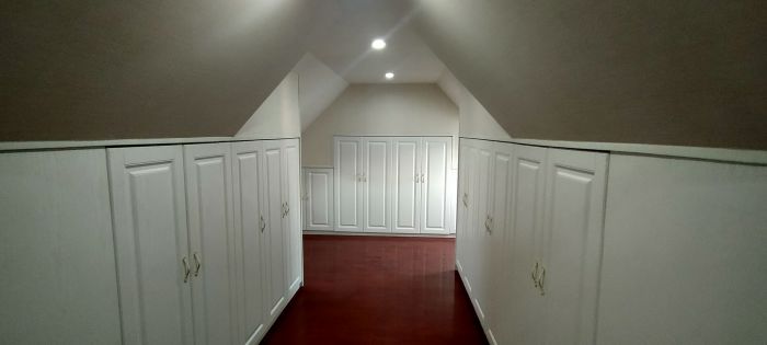 罗福宫 6室2厅5卫 288m&sup2;