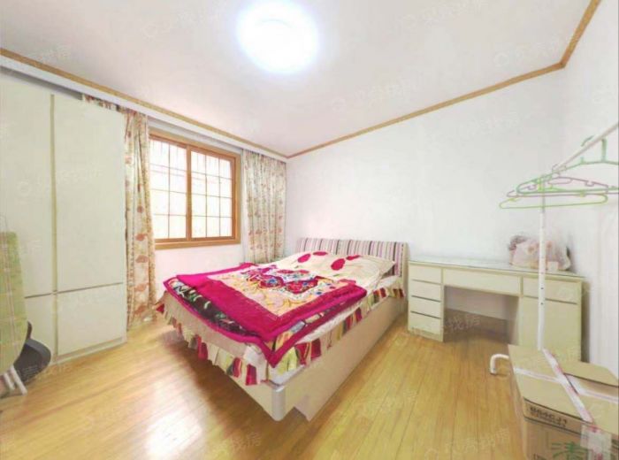 学田北苑 4室2厅2卫 158m&sup2;