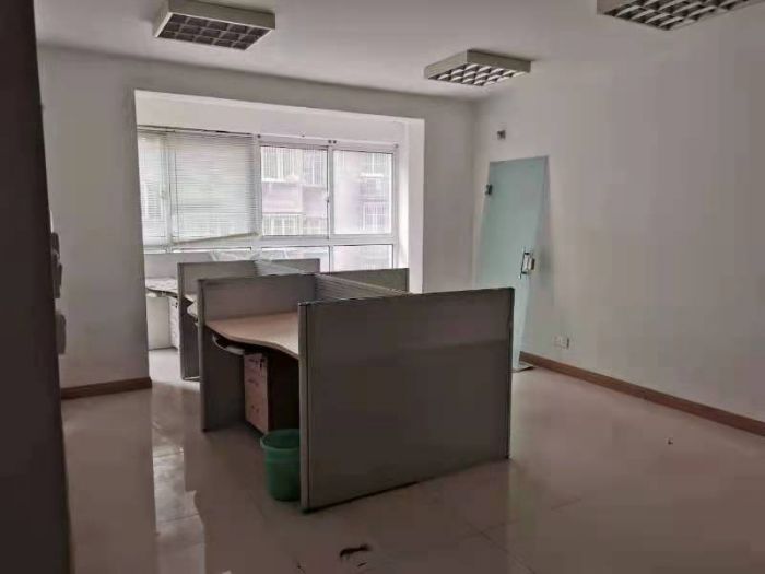 玖珑城 4室2厅2卫 157m&sup2;