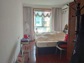 天安花园 3室3厅2卫 208m&sup2;