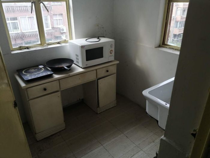 公园二村 1室1厅1卫 50m&sup2;