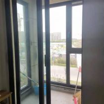 雍华府 3室2厅2卫 114m&sup2;