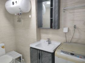 通富妇儿乐城 2室1厅1卫 60m&sup2;
