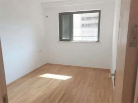 云樾东方 3室2厅1卫 95m&sup2;