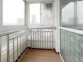 惠泽苑 2室1厅1卫 80m&sup2;