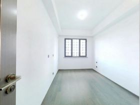 都会沁园 4室2厅2卫 150m&sup2;