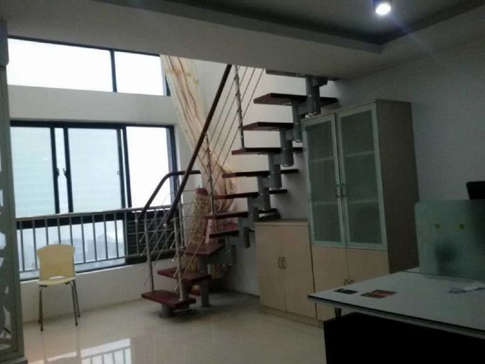 鸿运大厦 2室1厅1卫 90m&sup2;