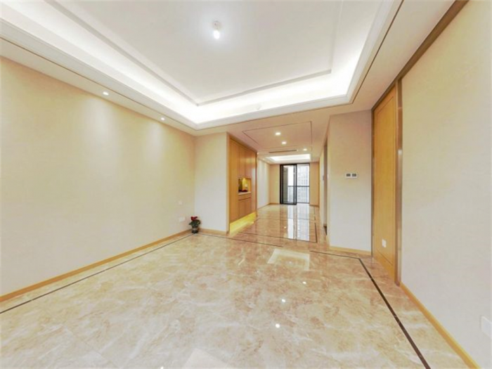 绿城沁园 4室2厅2卫 143.00m&sup2;