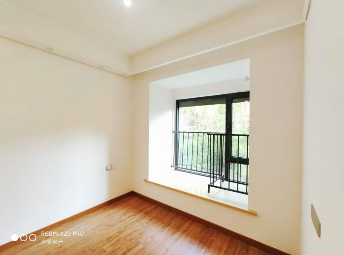 佳期漫 5室2厅1卫 269m&sup2;