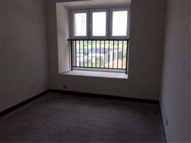 南山国际社区 4室2厅2卫 142m&sup2;