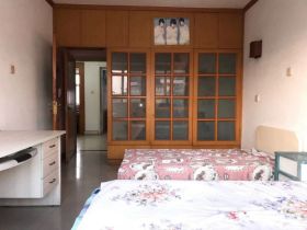 城港新村 4室2厅1卫 150m&sup2;