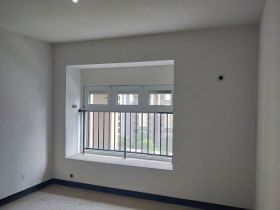 南山国际社区 3室2厅2卫 130m&sup2;