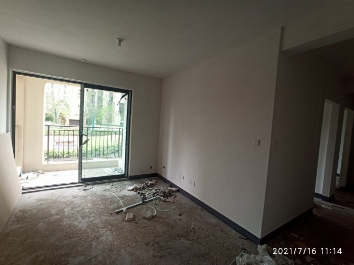 绿地新里城 3室2厅1卫 91m&sup2;