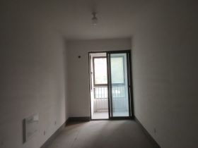 兴石花园 3室1厅1卫 105.15m&sup2;