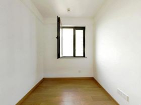 时光漫城 4室2厅2卫 125m&sup2;