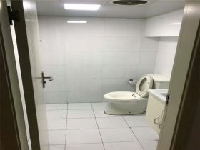金海岸国际广场 3室2厅1卫 114m&sup2;
