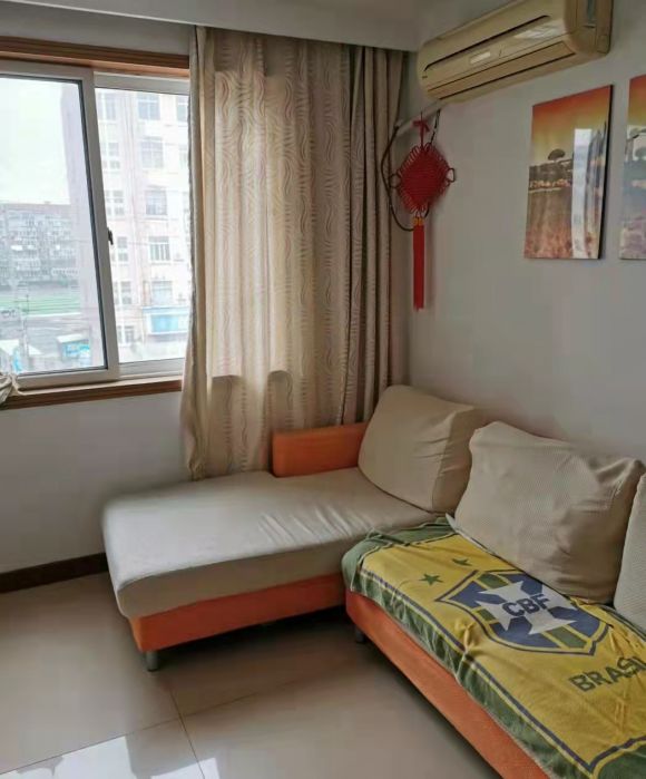 怡安花苑 3室2厅1卫 125m&sup2;