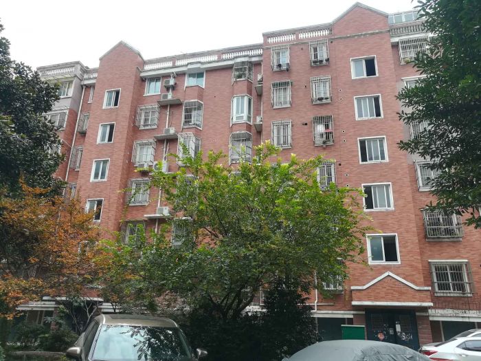 健康公寓 3室2厅2卫 148m&sup2;
