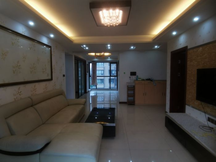 中港城 3室2厅1卫 107.00m&sup2;
