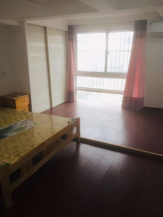宏景大厦 3室1厅2卫 56.00m&sup2;