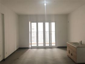 南山国际社区 4室2厅2卫 130m²