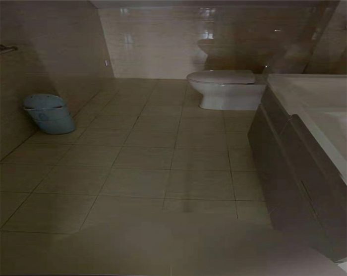 世纪新城 5室1厅1卫 208m&sup2;