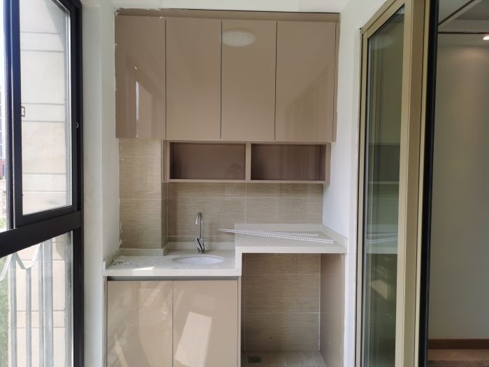 中南世纪花城三期 4室2厅2卫 140m&sup2;