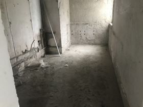 华侨花苑 6室2厅2卫 240m&sup2;