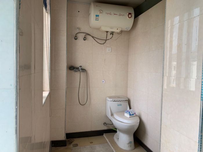 世纪东城 4室3厅2卫 165m&sup2;