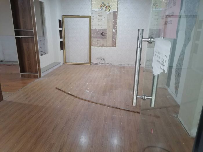 鸿运大厦 1室1厅1卫 40m&sup2;