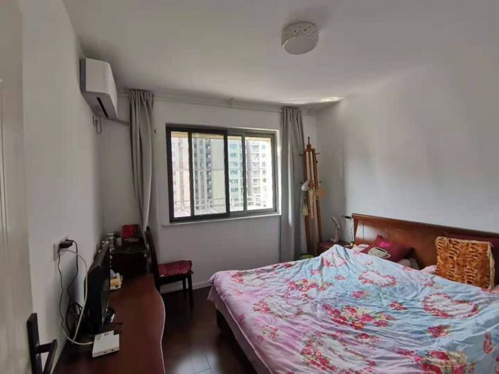 世濠花园 1室1厅1卫 65m&sup2;