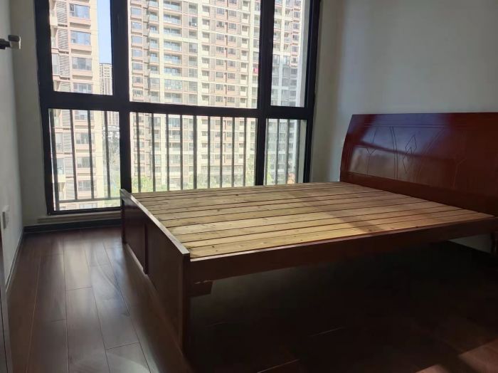 云樾东方 3室2厅2卫 135m&sup2;