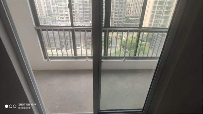 中港翡翠城 3室1厅1卫 107.53m&sup2;