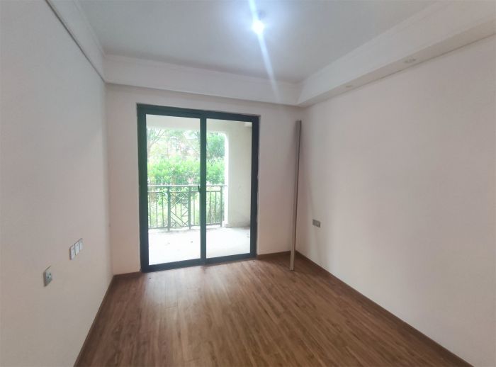 佳期漫 4室2厅2卫 229m&sup2;