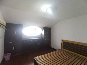 天都花苑 3室2厅2卫 90.00m&sup2;