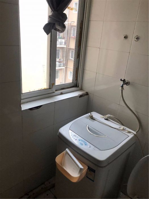 紫东花苑 2室1厅1卫 80m&sup2;