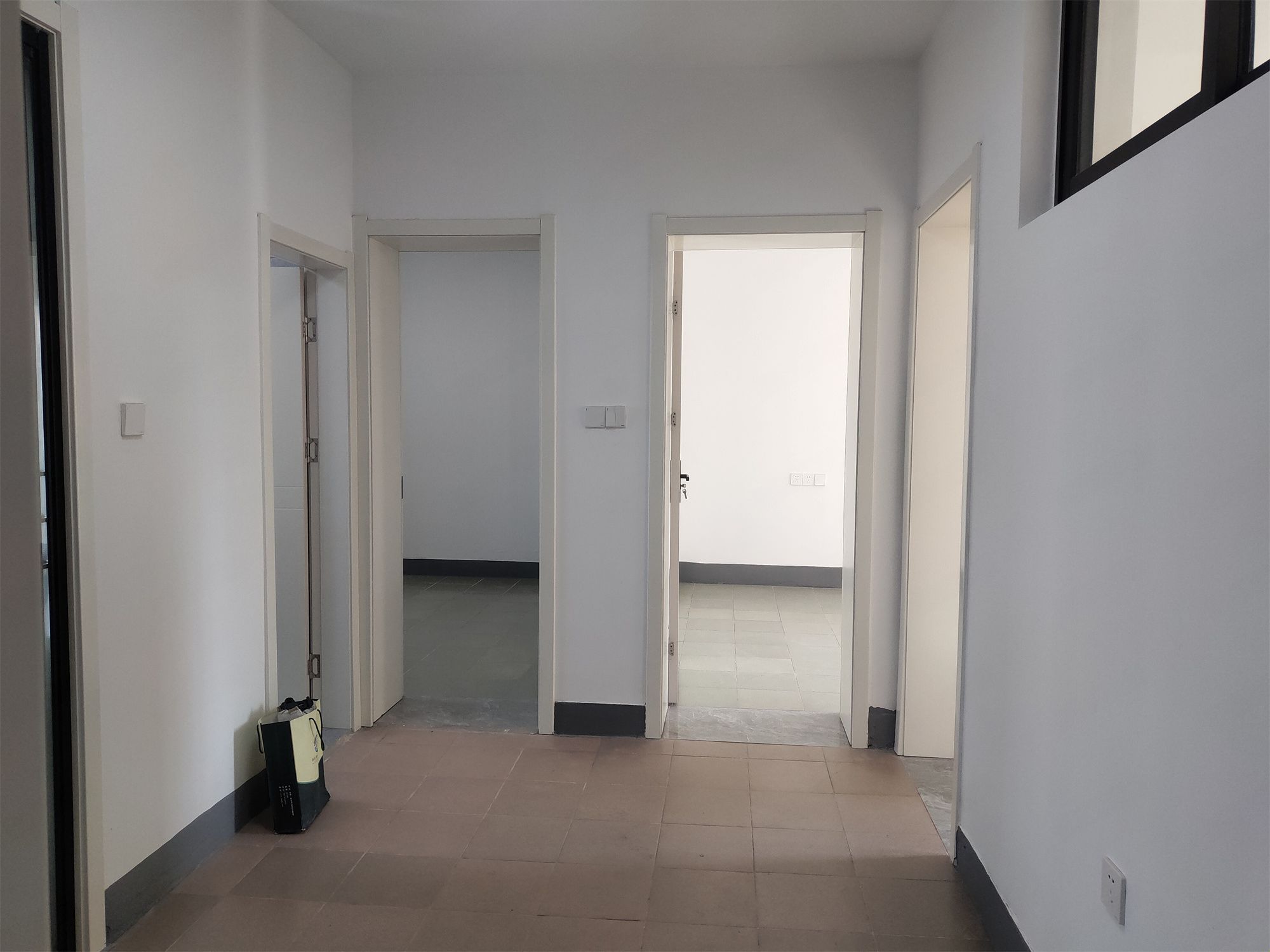 易家桥新村 3室1厅1卫 70.00m&sup2;