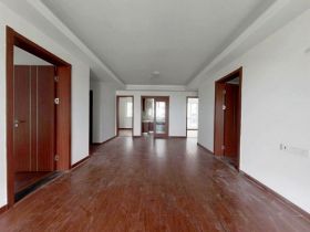 雍锦澜湾 3室2厅1卫 114m&sup2;