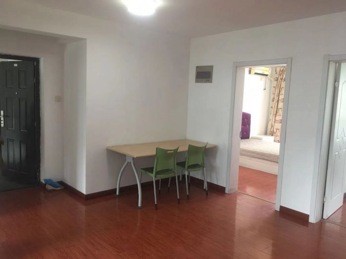 新城小区 5室3厅2卫 136m&sup2;