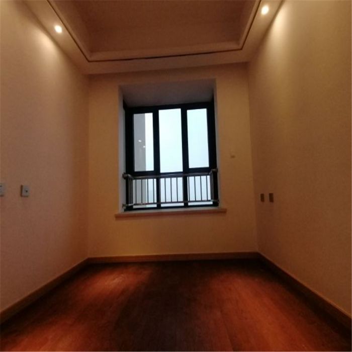 中南世纪花城三期 4室2厅2卫 177m&sup2;