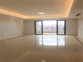 中海铂樾府 4室2厅2卫 175m&sup2;