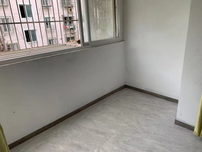 紫东花苑 2室1厅1卫 60m&sup2;