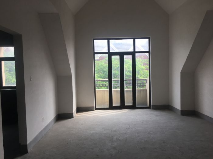 紫琅上郡 4室2厅4卫 251.00m&sup2;